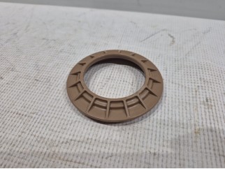 Differential Drive Pinion Oil Deflector